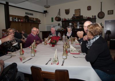 Weihnachtsfeier2015-01.jpg