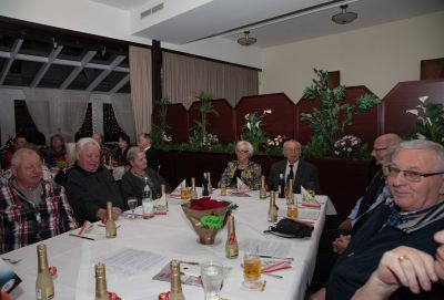 Weihnachtsfeier2015-04.jpg